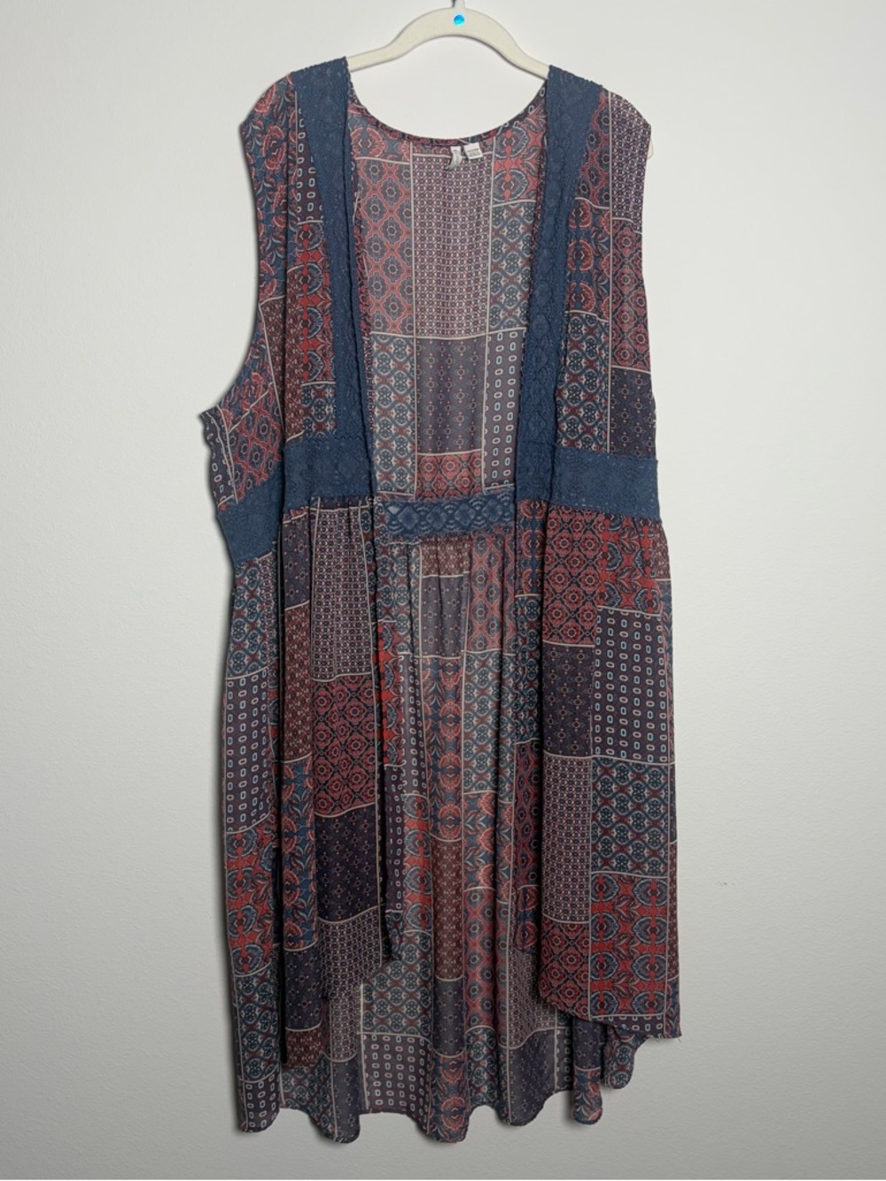 3CE. C Est. Boho Patchwork Sleeveless Duster Vest in Navy & Burgundy (22/24W) - Picture 2 of 9